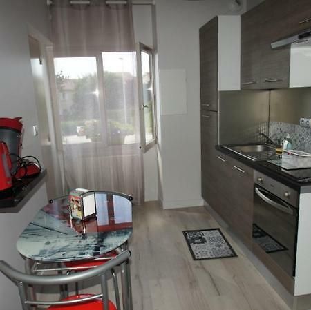 Studio 403 Apartment Oyonnax Bagian luar foto